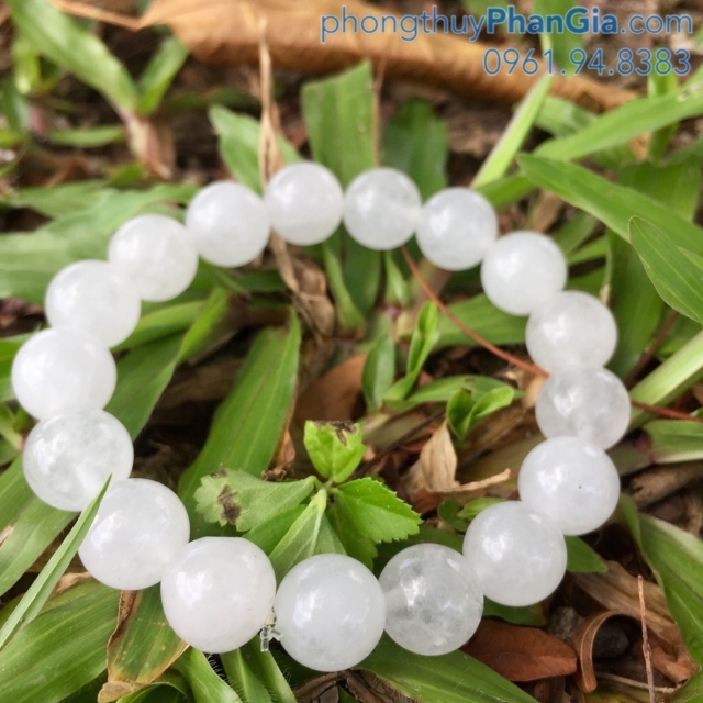 Vòng Tay Phong Thủy Cho Người Mệnh Thủy