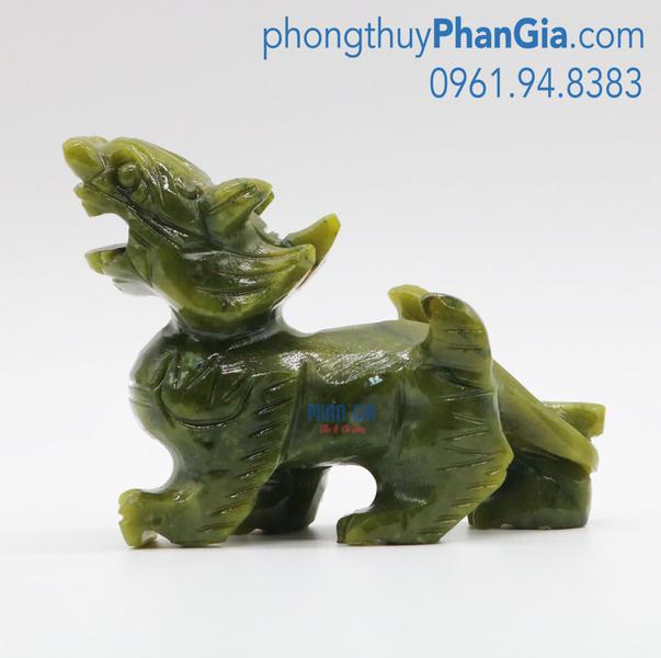 Đá phong thủy: Chọn loại nào, đặt ở vị trí nào mới dễ thu hút tiền bạc?