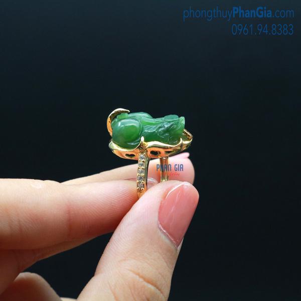 Kết hợp vàng hay bạc với các vật phẩm phong thủy có gây ảnh hưởng gì không?
