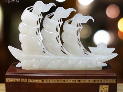  Thuyền thuận buồm xuôi gió đá Onyx tại...