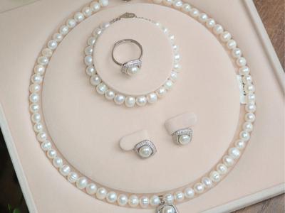  Bộ trang sức ngọc trai tại Nghệ An