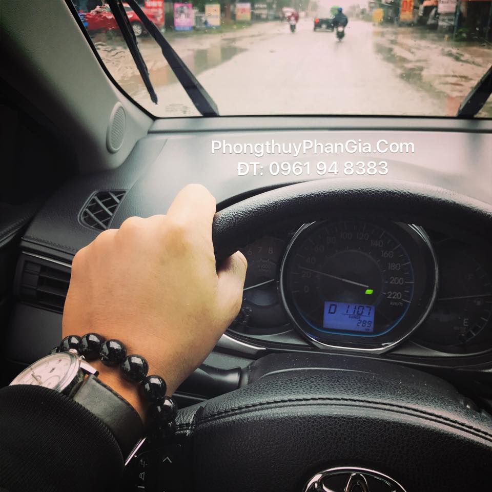  Vòng Thạch Anh Tóc Đen Đặc 16 Ly