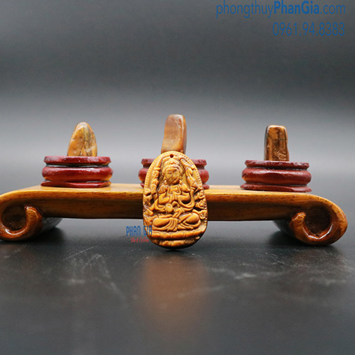  PBM Thiên Thủ Thiên Nhãn Bồ Tát đá Mắt Hổ Nhỏ