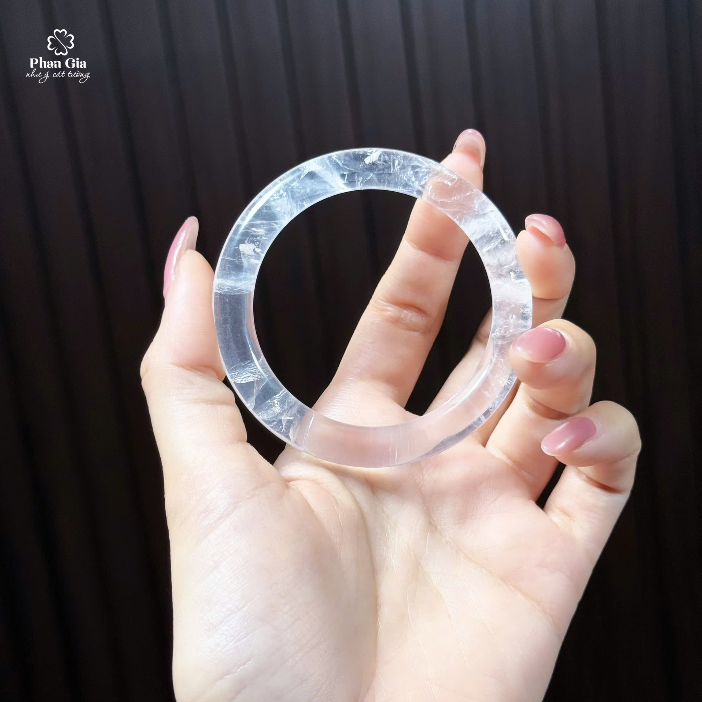  Vòng khối thạch anh trắng tại Nghệ An