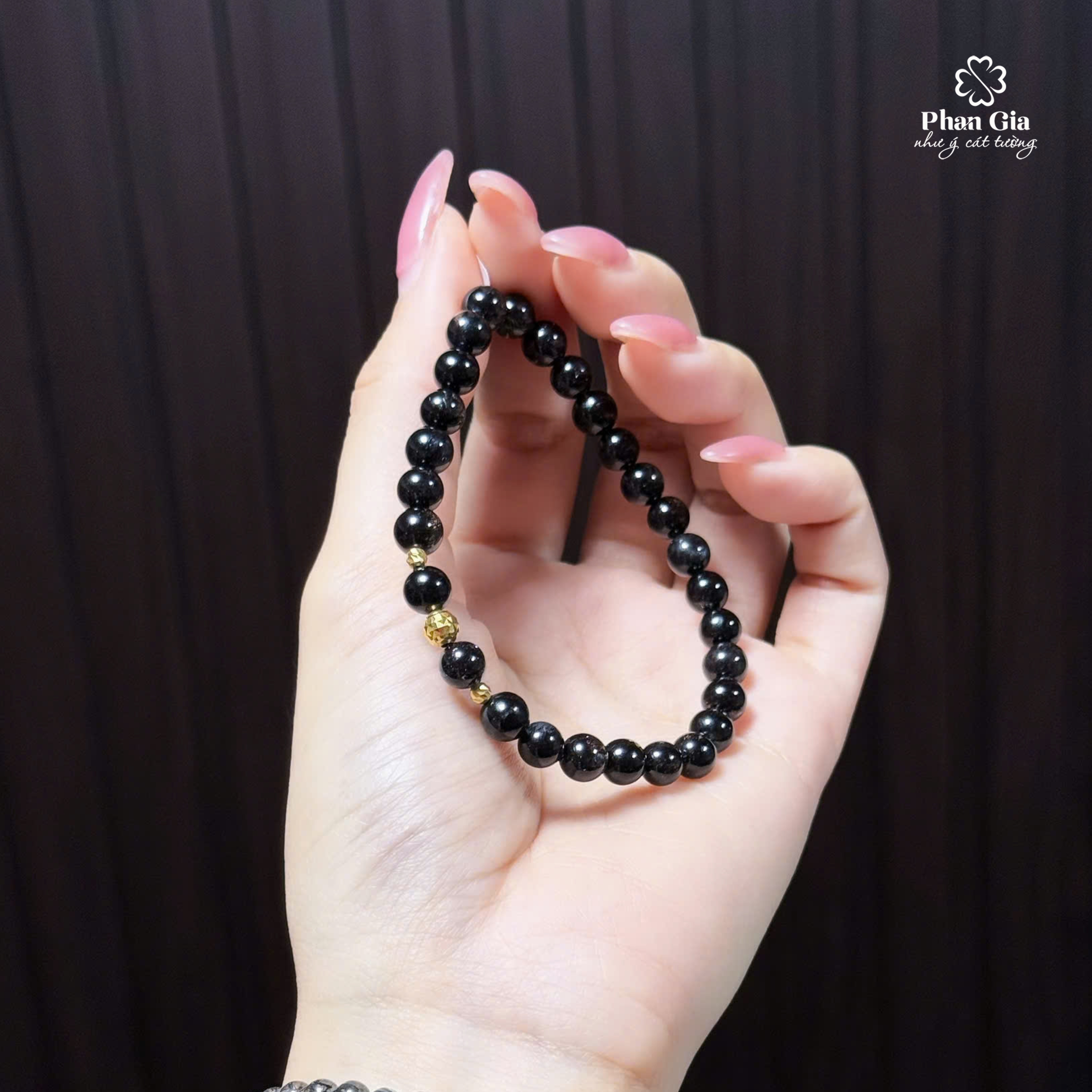  Vòng tay thạch anh tóc đen tại Nghệ An