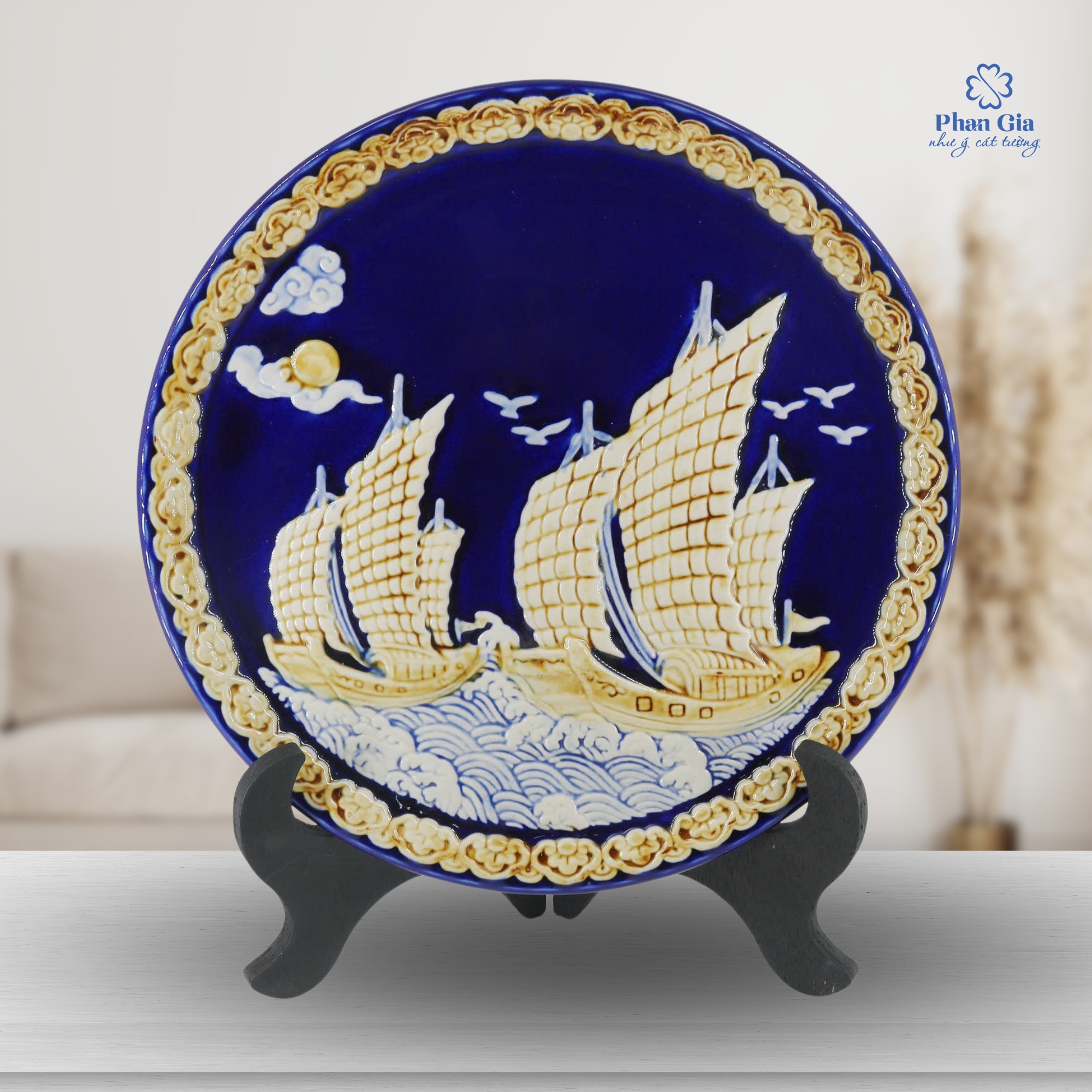  Đĩa gốm thuận buồm xuôi gió tại Nghệ An