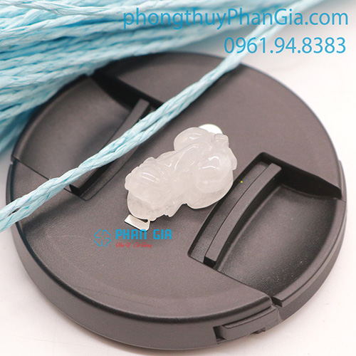  Mặt Tỳ Hưu Thạch Anh Trắng Đục