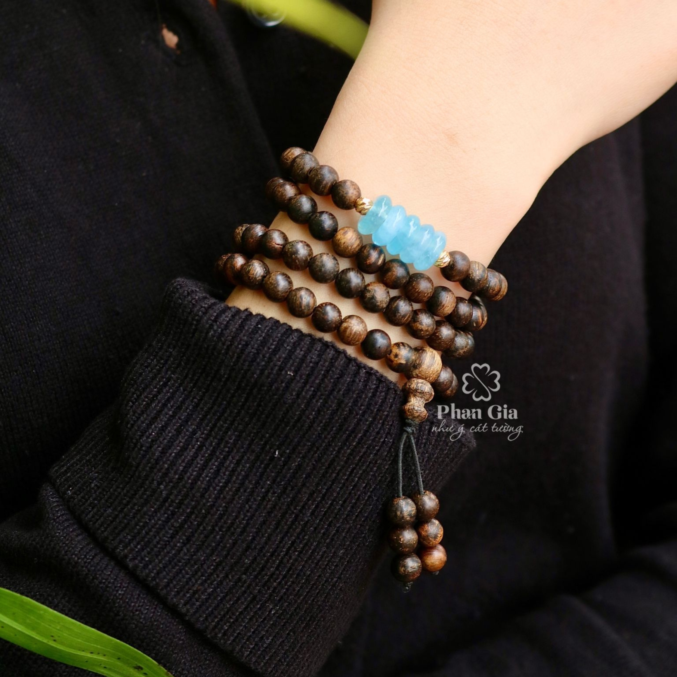  Vòng tay trầm hương Indo 108 hạt mix đồng điếu Aquamarine