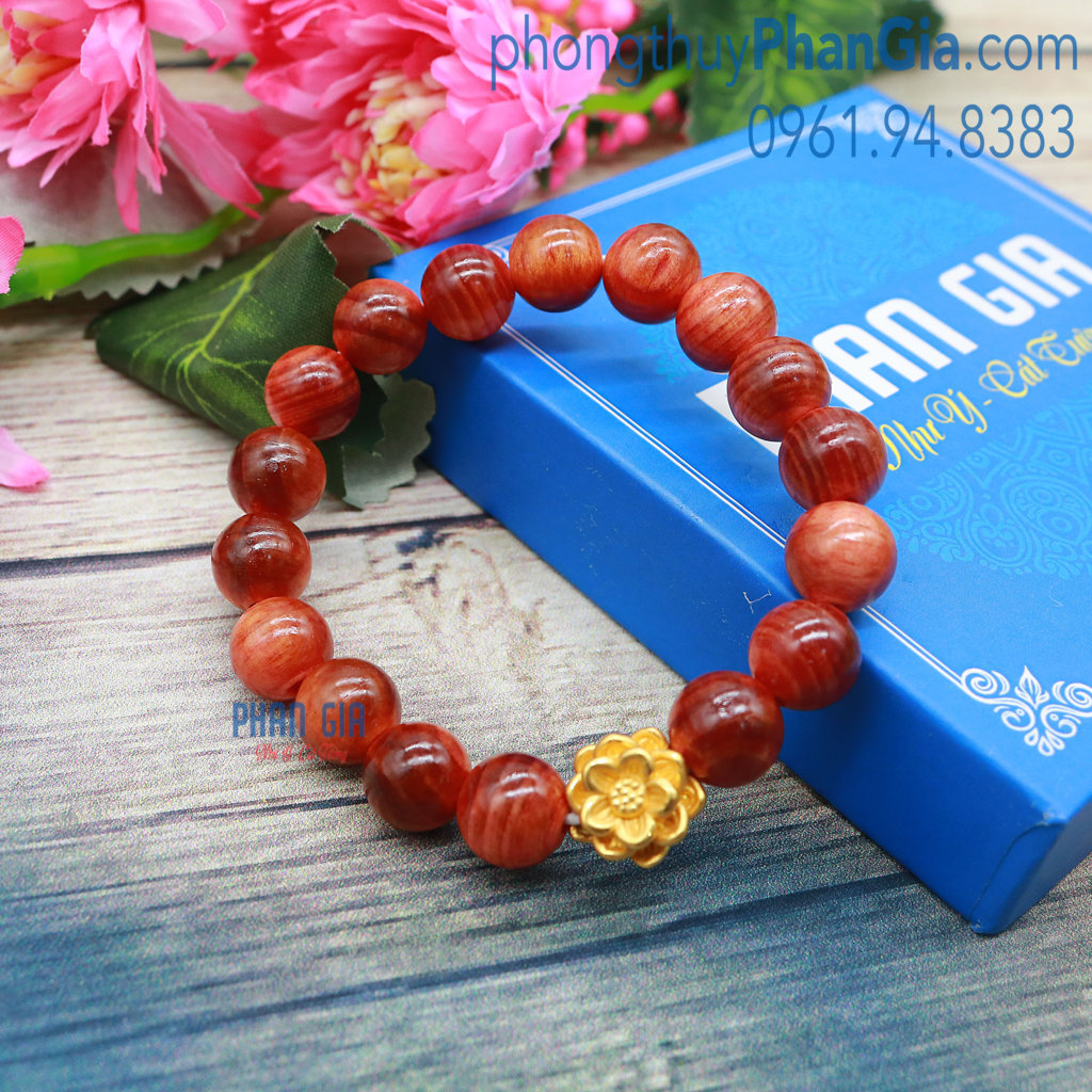  Vòng Gỗ Huyết Rồng (chưa bao gồm charm vàng 24k)