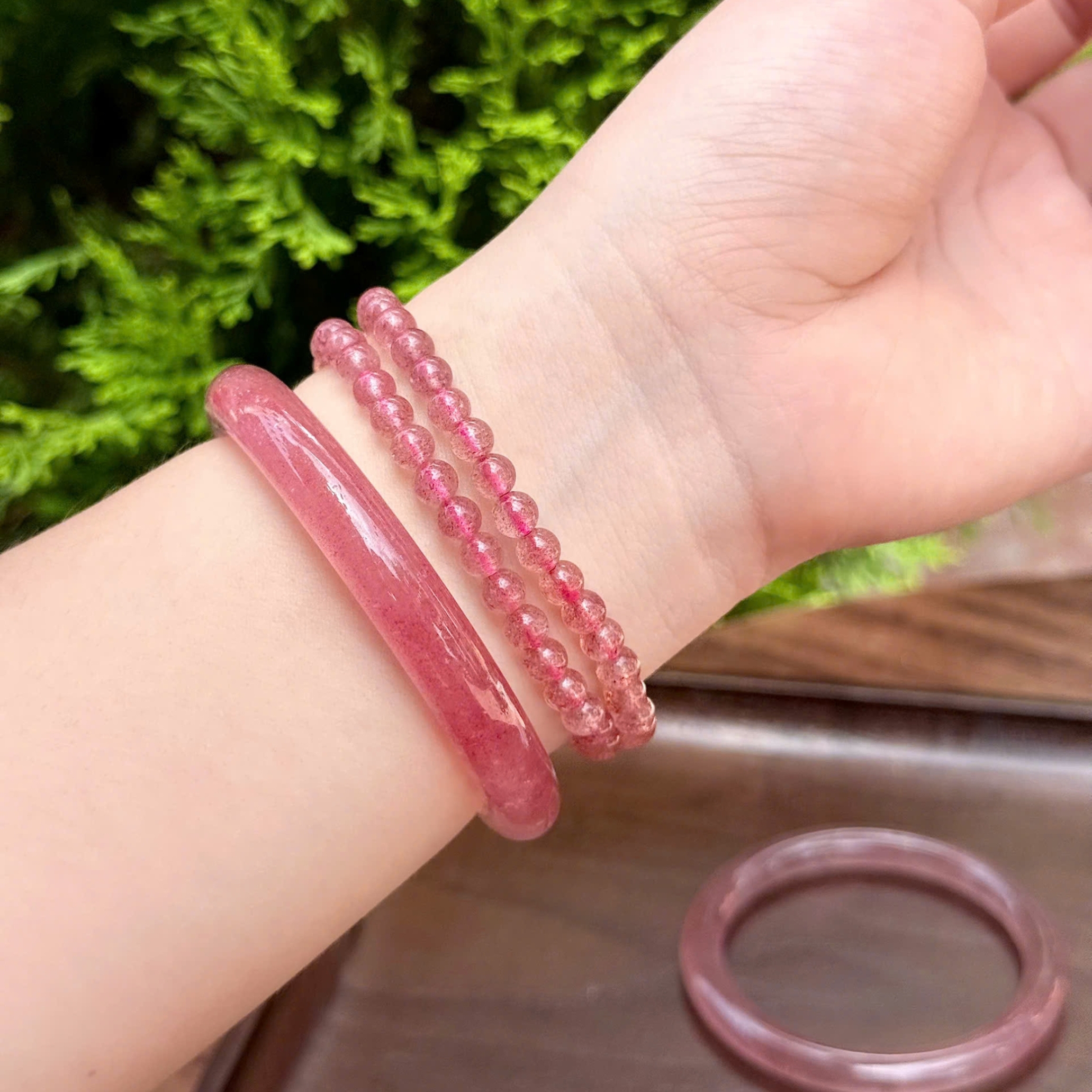  Vòng khối thạch anh dâu tây hồng tại Nghệ An